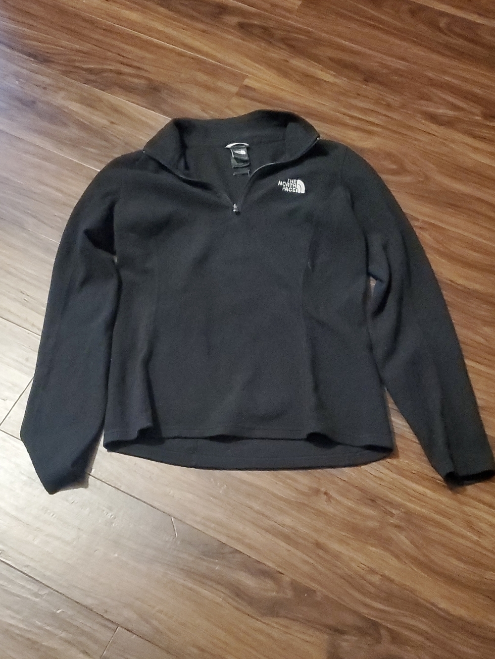 The North Face Women’s Black Half-Zip Fleece Pullover